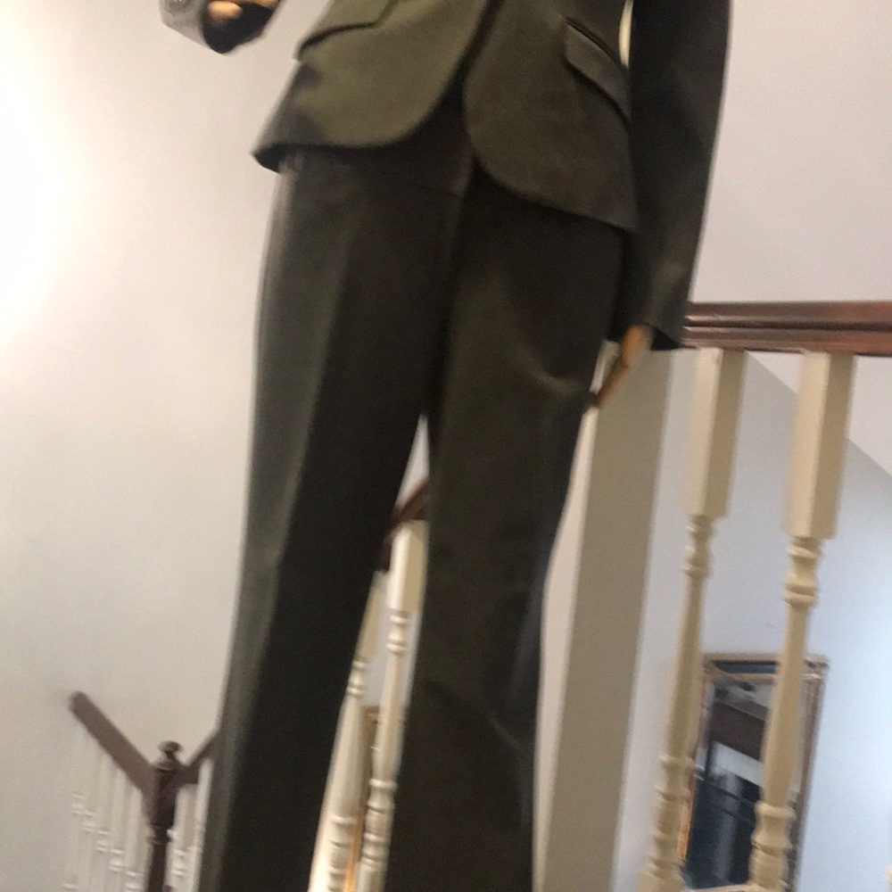 Gray elegant suits - Picture 2 of 10